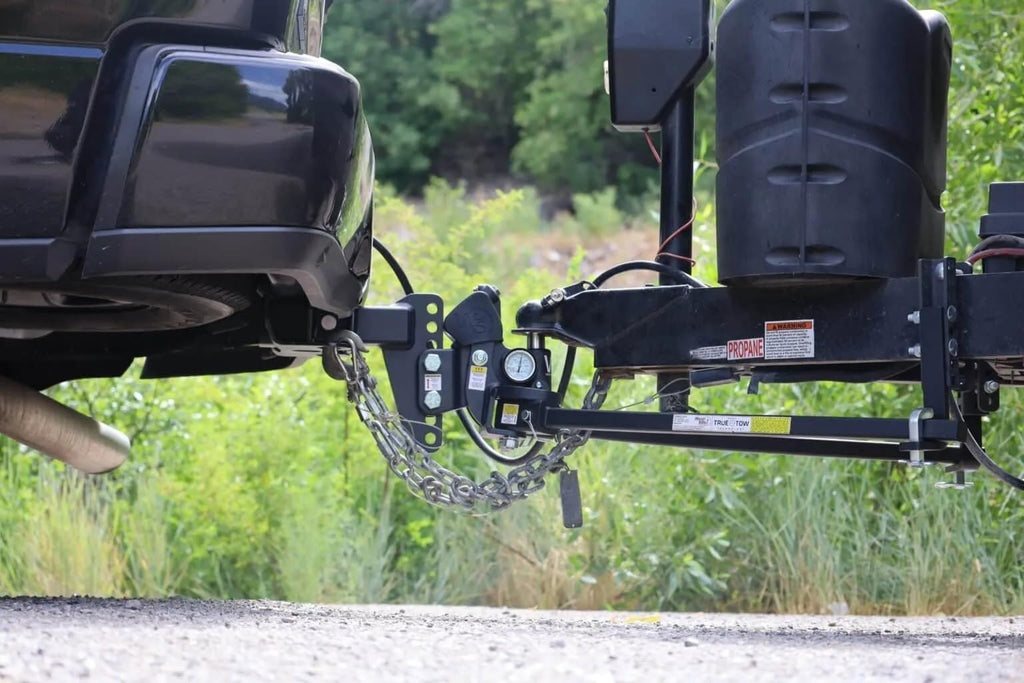 Weight Distribution Hitch with Anti-Sway, 4" Drop, 2.5" Shank, 12,500-lb Towing E892116
