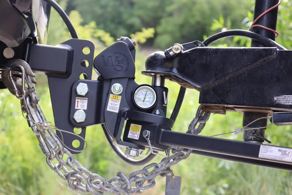 Weight Distribution Hitch with Anti-Sway, 4" Drop, 2.5" Shank, 12,500-lb Towing E892116