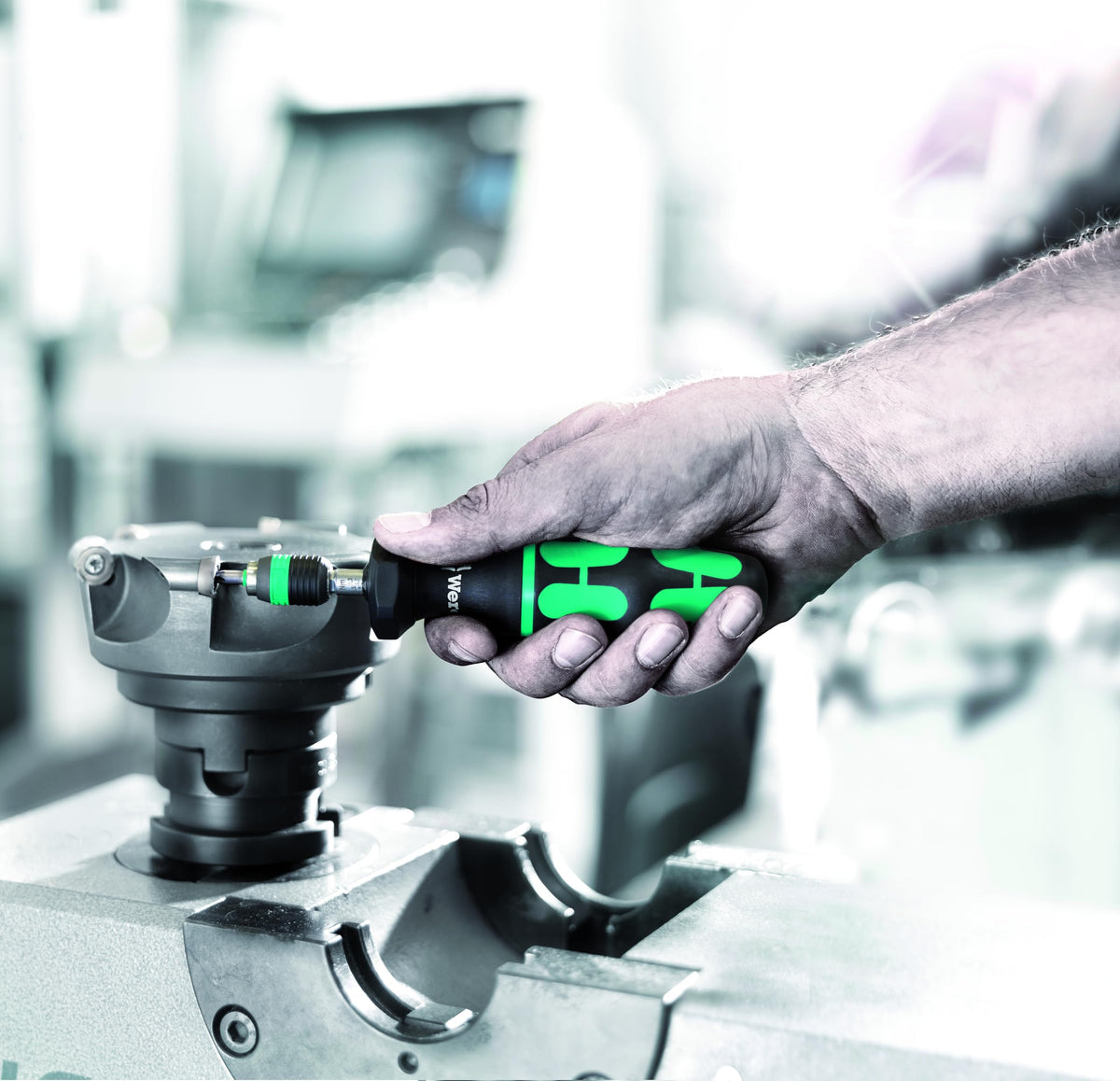 1/4" Hexagon Torque Screwdriver R8907
